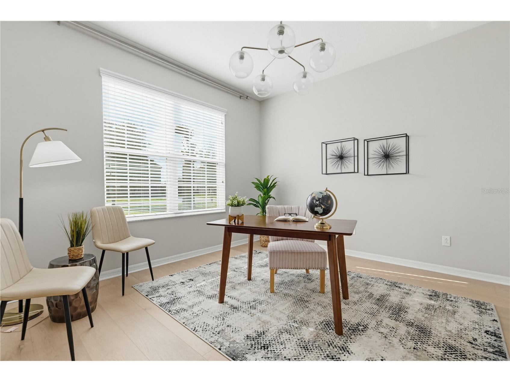 9608 Sorbonne Loop Seffner FL 33584 TB8507389 image8