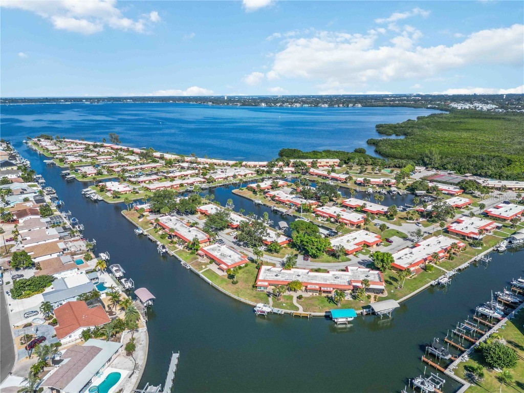 9608 Valencia Cove Bradenton FL 34210 A4672787 image55