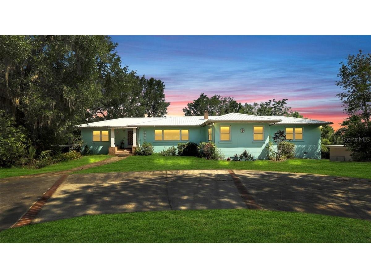 961 Campbell Avenue Lake Wales FL 33853 - LAKE WALES A4571379 image1