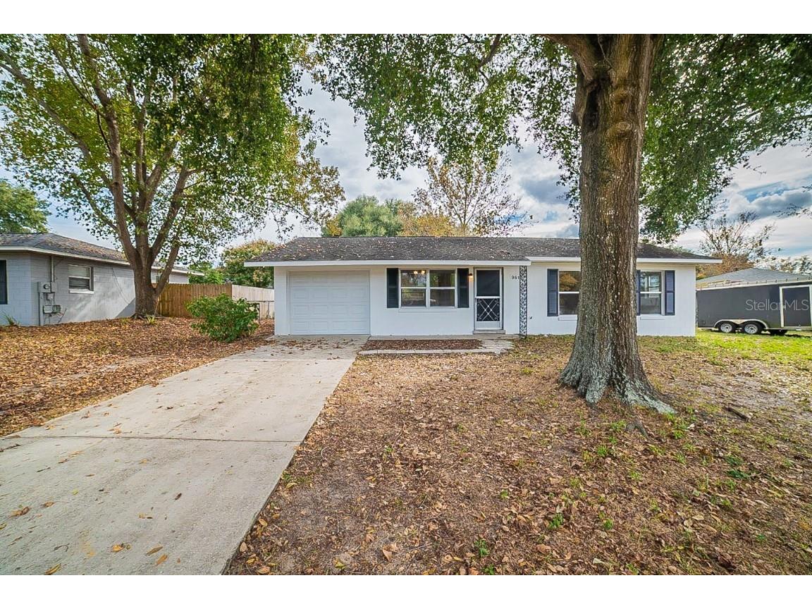 961 Cedar Circle Tavares FL 32778 O5991248 image1