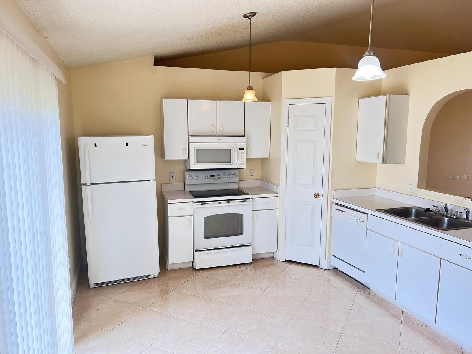 961 Derbyshire Drive Kissimmee FL 34758 S5152408 image5