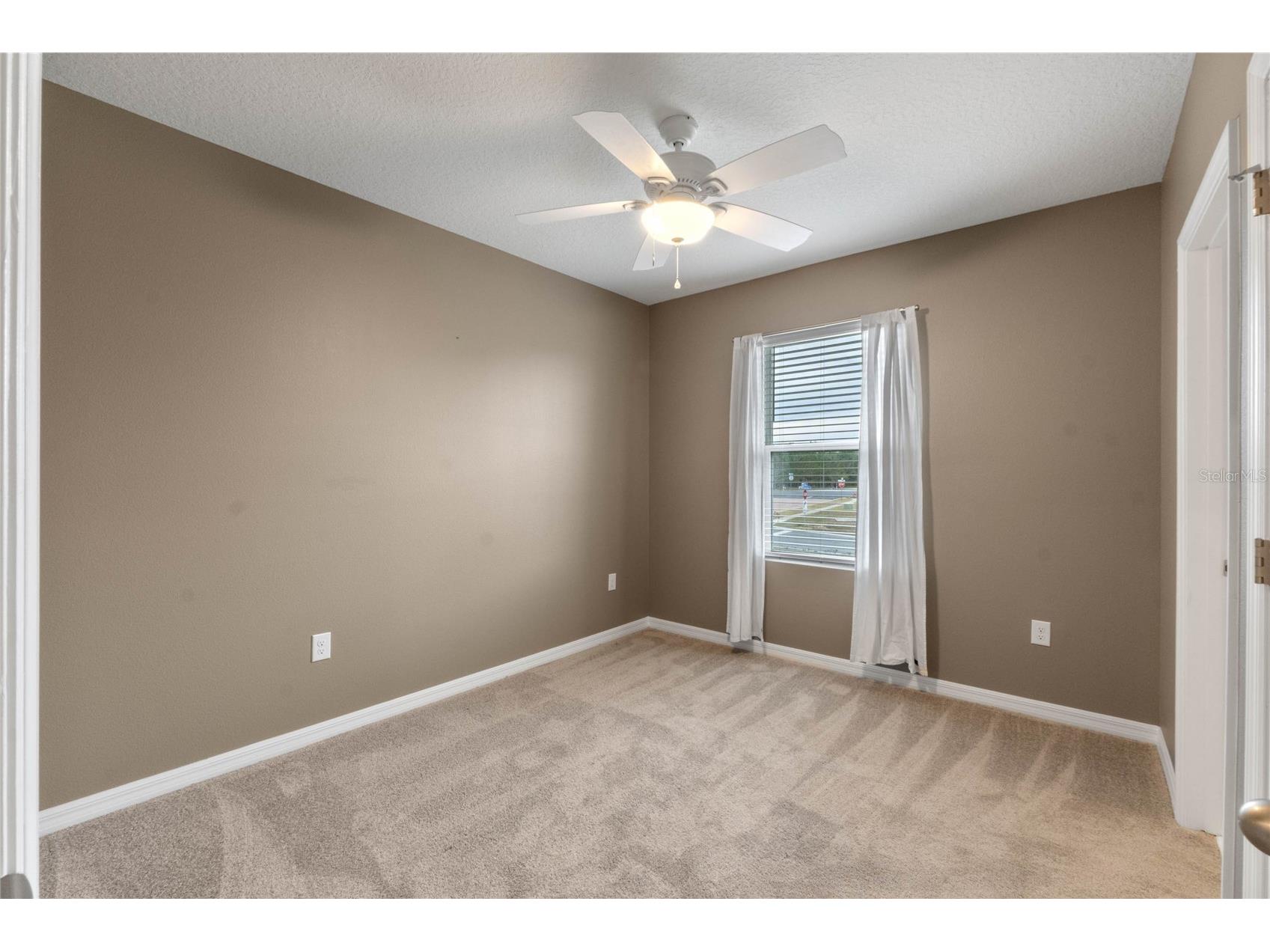 961 Lido Drive Howey In The Hills FL 34737 G5108774 image17