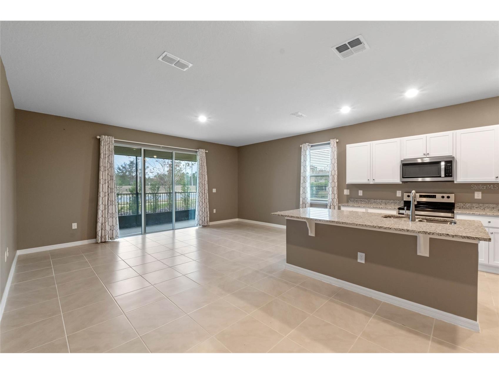 961 Lido Drive Howey In The Hills FL 34737 G5108774 image4