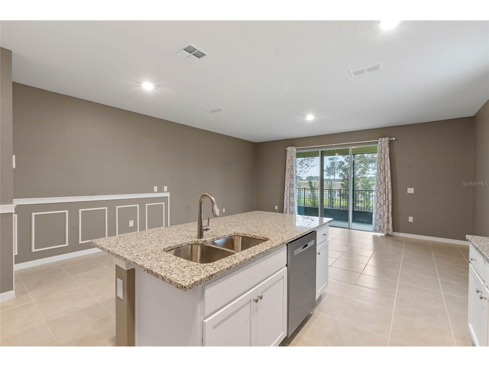 961 Lido Drive Howey In The Hills FL 34737 G5108774 image9