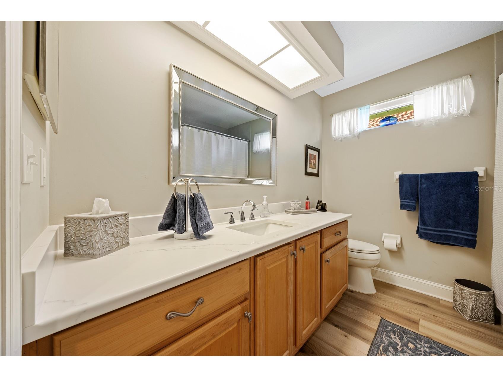 961 Live Oak Avenue NE Saint Petersburg FL 33703 TB8511032 image10