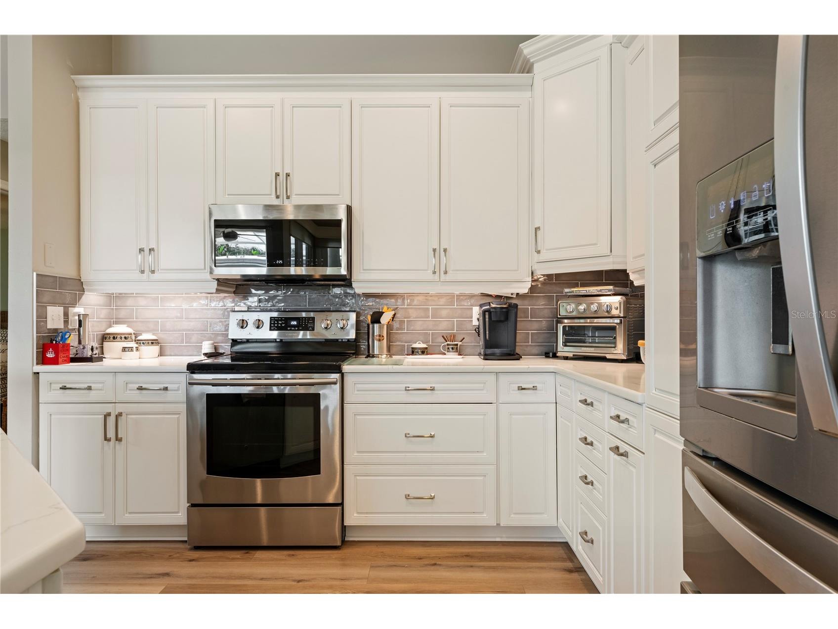 961 Live Oak Avenue NE Saint Petersburg FL 33703 TB8511032 image36