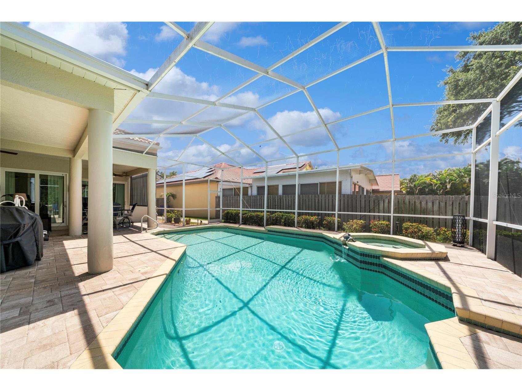 961 Live Oak Avenue NE Saint Petersburg FL 33703 TB8511032 image51