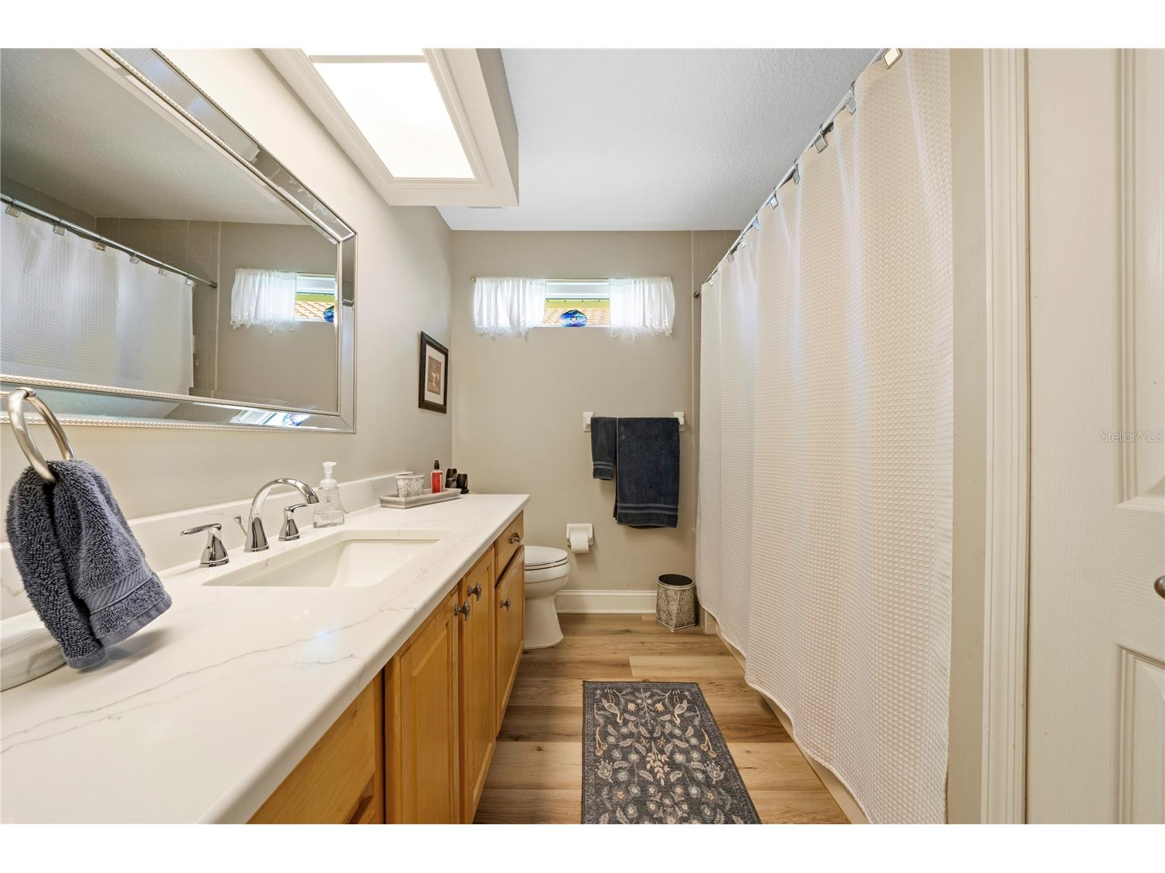 961 Live Oak Avenue NE Saint Petersburg FL 33703 TB8511032 image8