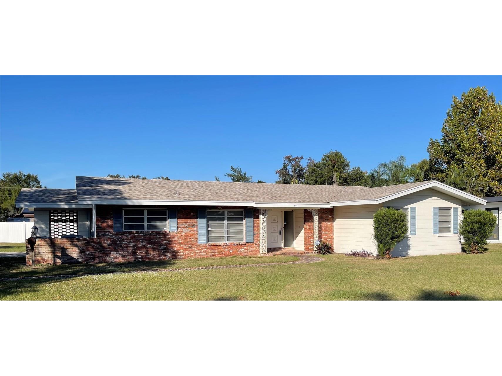961 Piedmont Drive SE Winter Haven FL 33880 P4937060 image1
