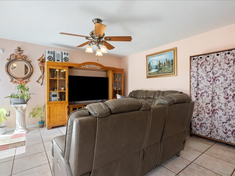 961 SW 98th Avenue Pembroke Pines FL 33025 O6320700 image13