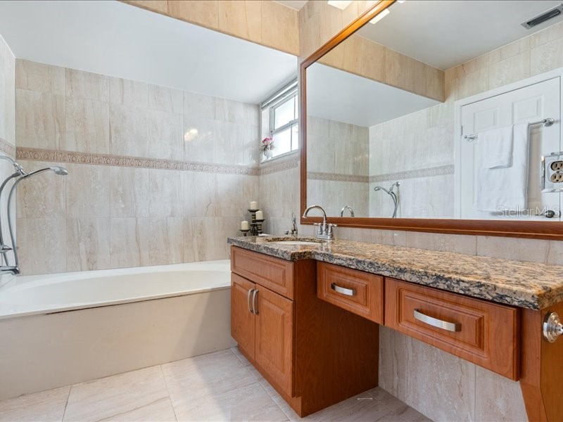 961 SW 98th Avenue Pembroke Pines FL 33025 O6320700 image20