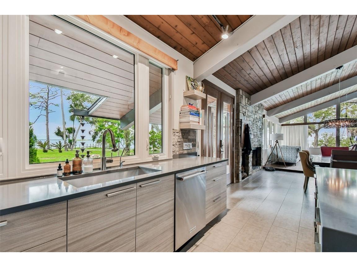 961 Victoria Drive Dunedin FL 34698 - ST. JOSEPH SOUND TB8414547 image18