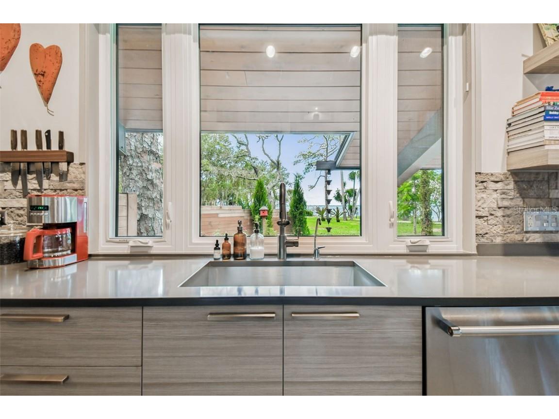 961 Victoria Drive Dunedin FL 34698 - ST. JOSEPH SOUND TB8414547 image19