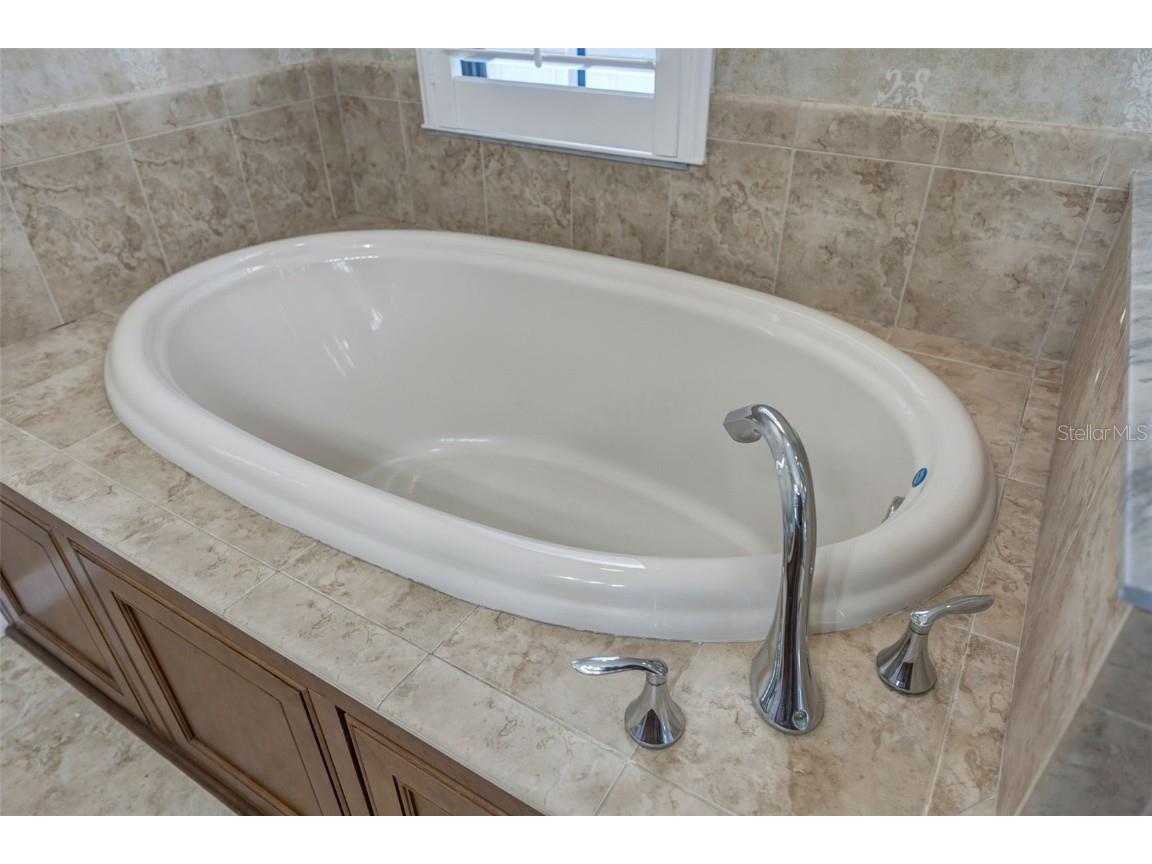 9610 Bay Grove Lane Tampa FL 33615 TB8444860 image34