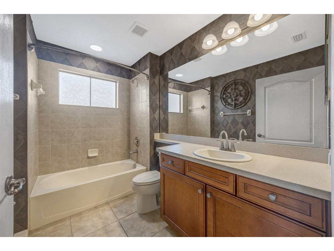 9610 Bay Grove Lane Tampa FL 33615 TB8444860 image56