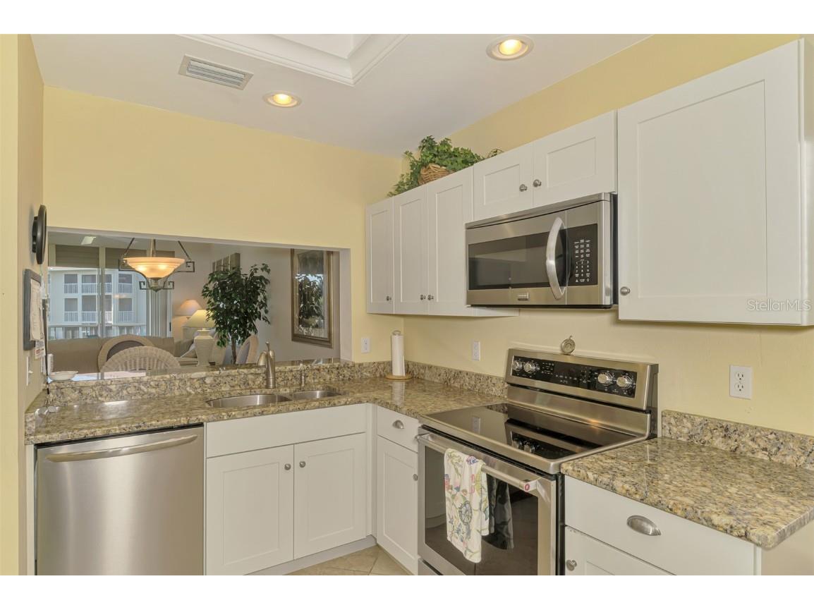 9610 Club South #4203 Sarasota FL 34238 A4672870 image22