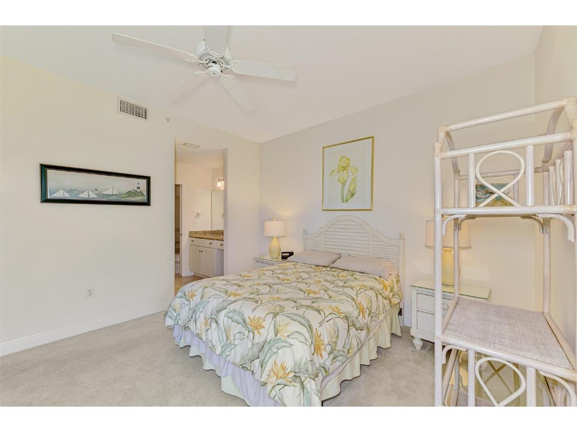 9610 Club South #4203 Sarasota FL 34238 A4672870 image28