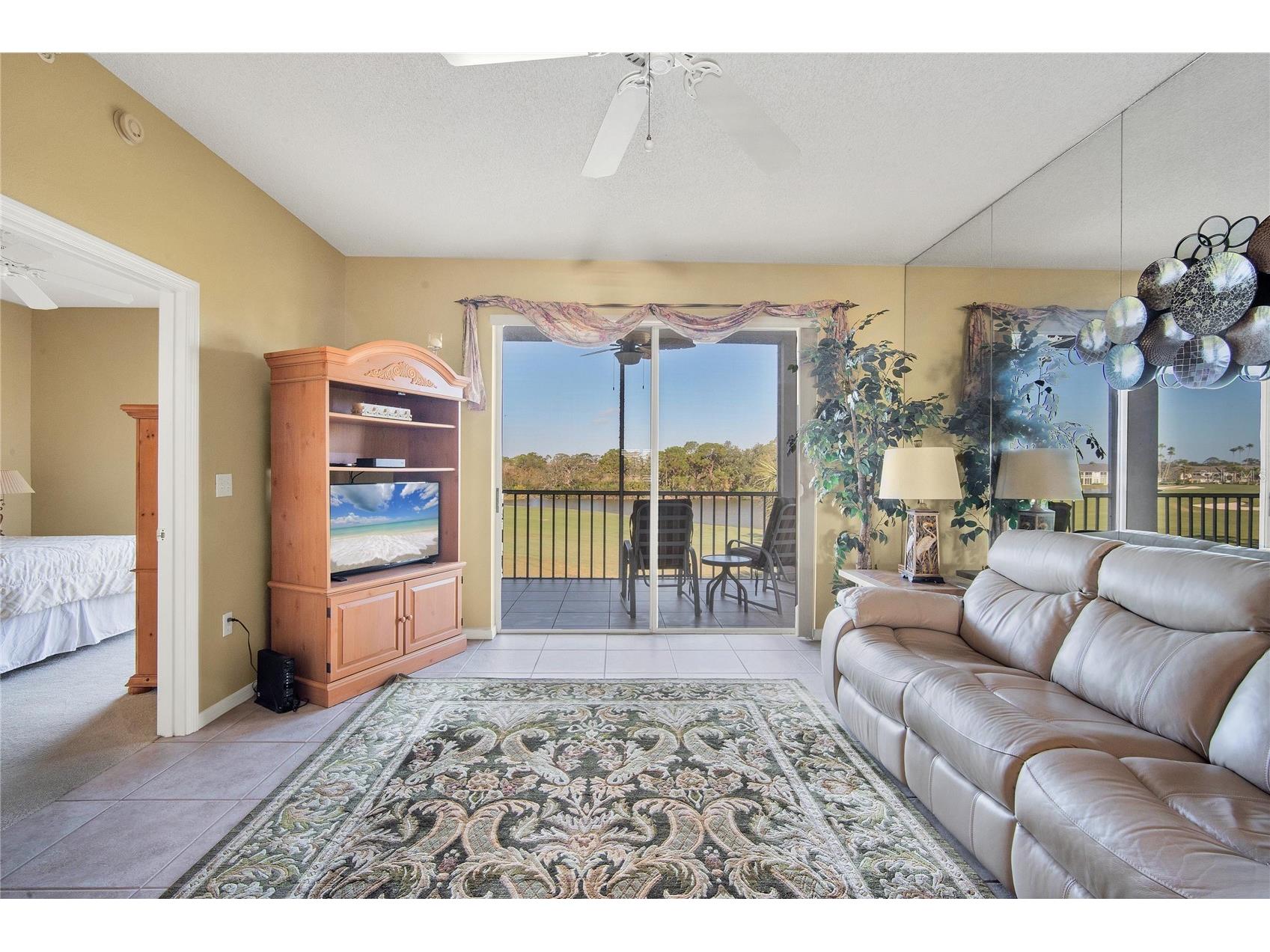 9610 Club South Circle # 4207 Sarasota FL 34238 A4690465 image11