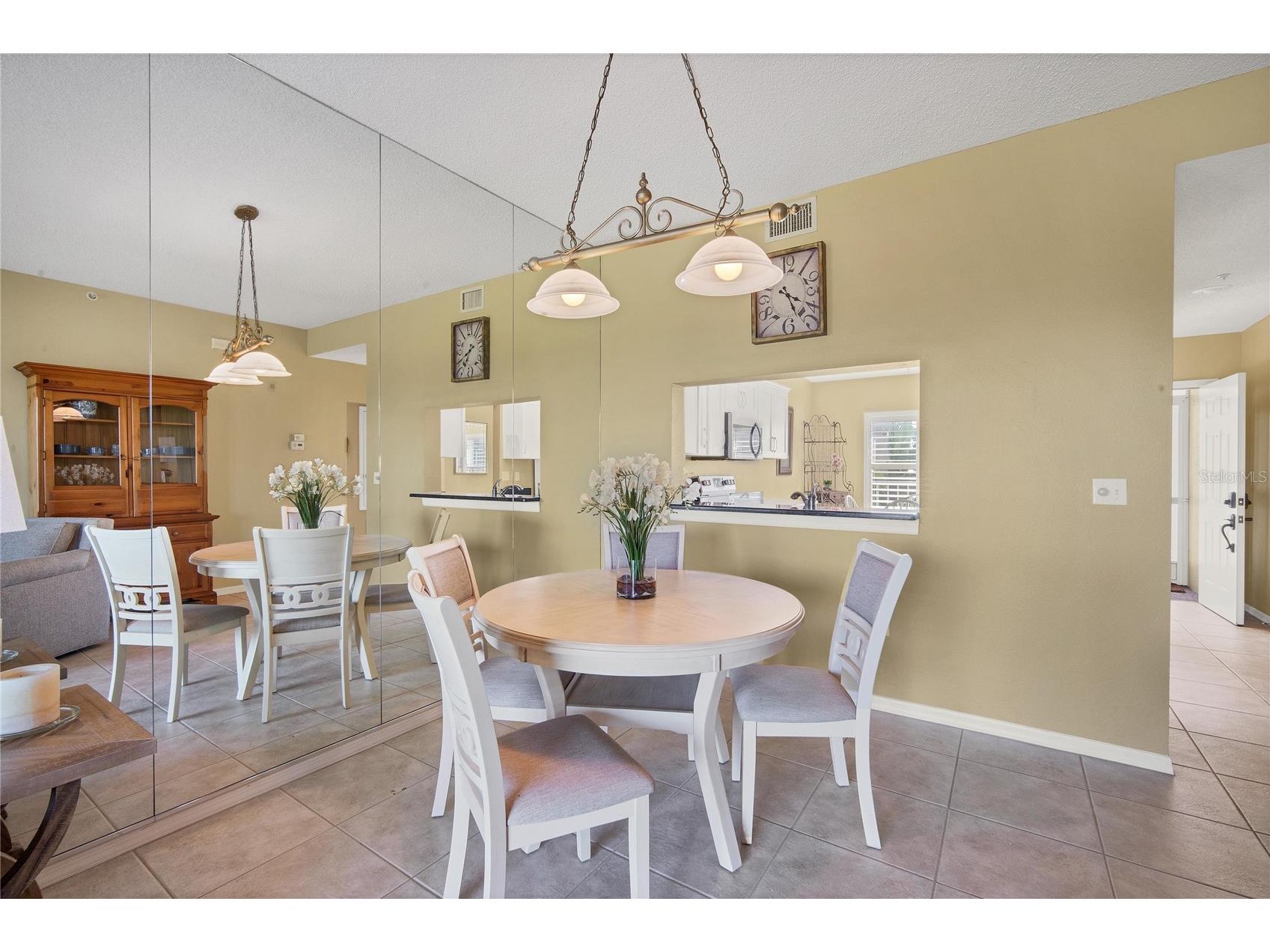 9610 Club South Circle # 4207 Sarasota FL 34238 A4690465 image9