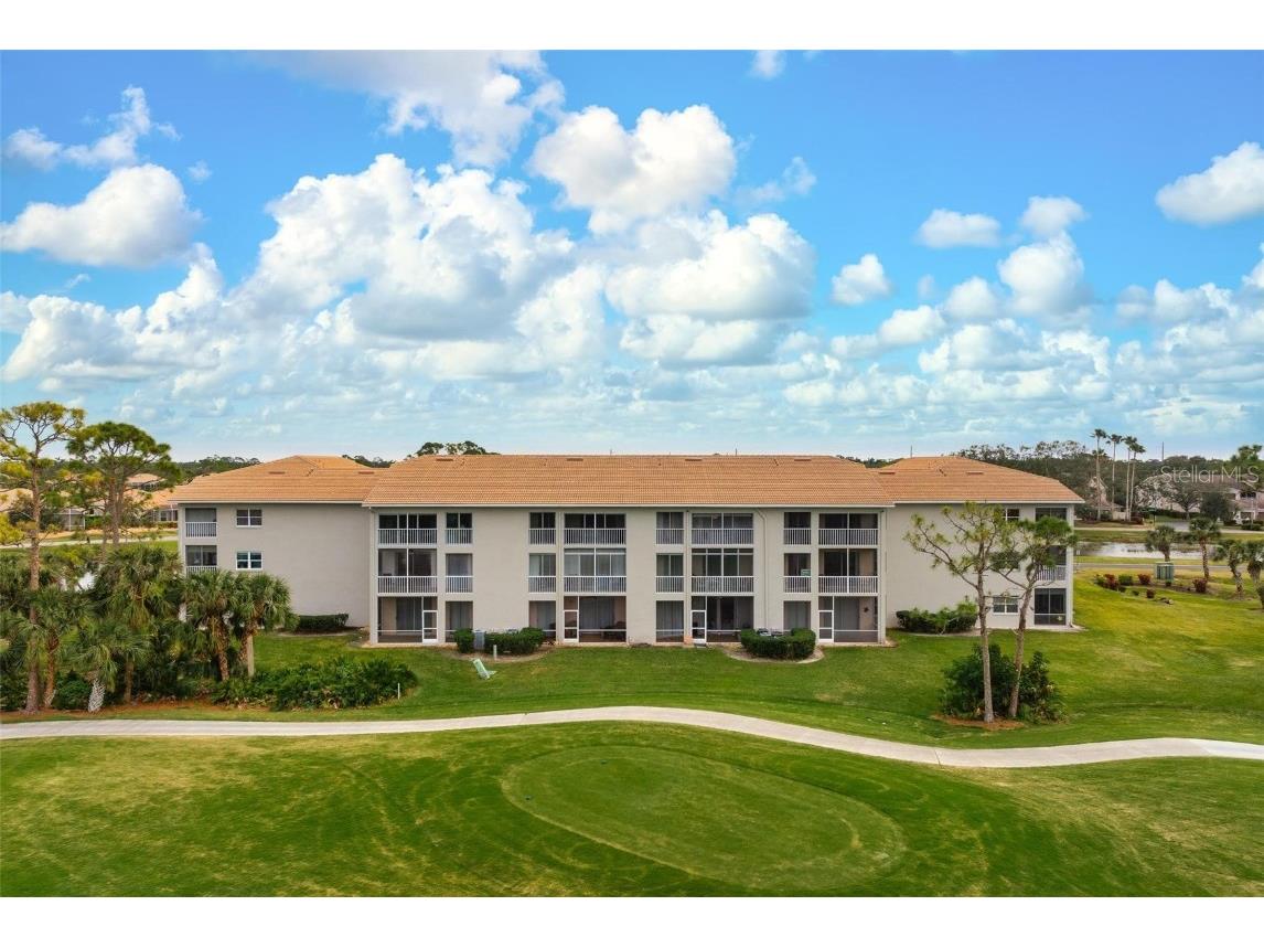 9610 Club South Circle #4301 Sarasota FL 34238 A4636761 image1