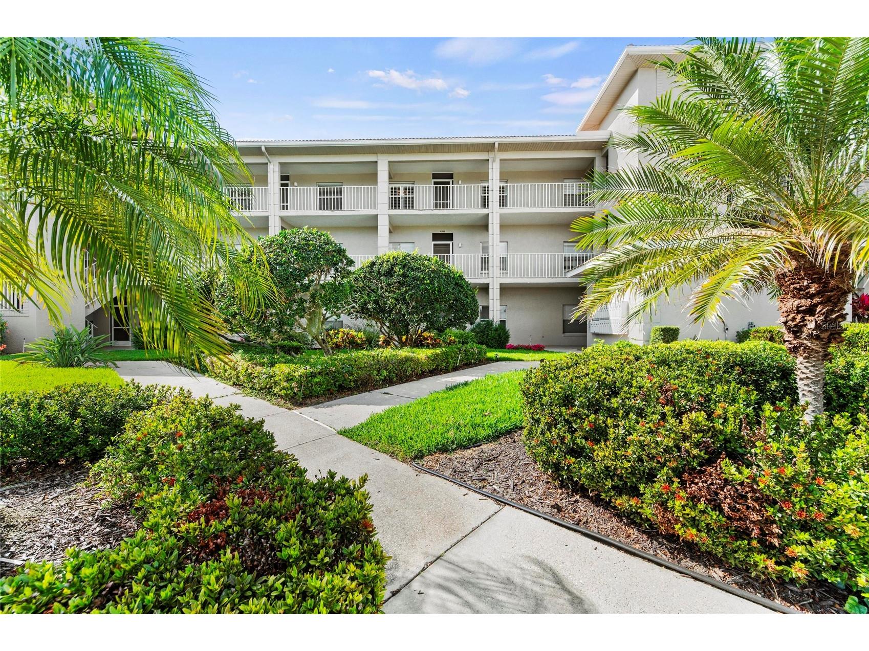 9610 Club South Circle #4306 Sarasota FL 34238 A4688848 image2