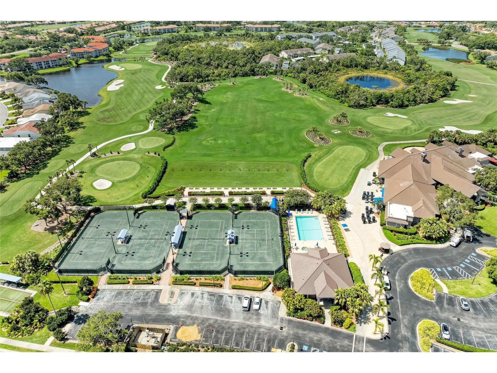 9610 Club South Circle #4306 Sarasota FL 34238 A4688848 image32