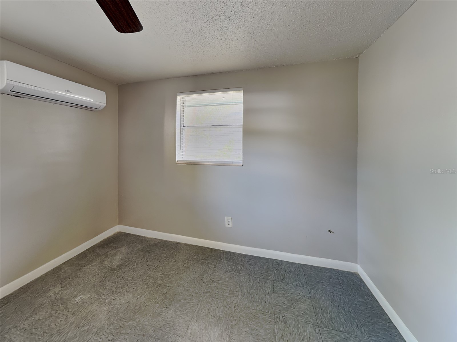 9610 N 12th Street #B Tampa FL 33612 O6400760 image6