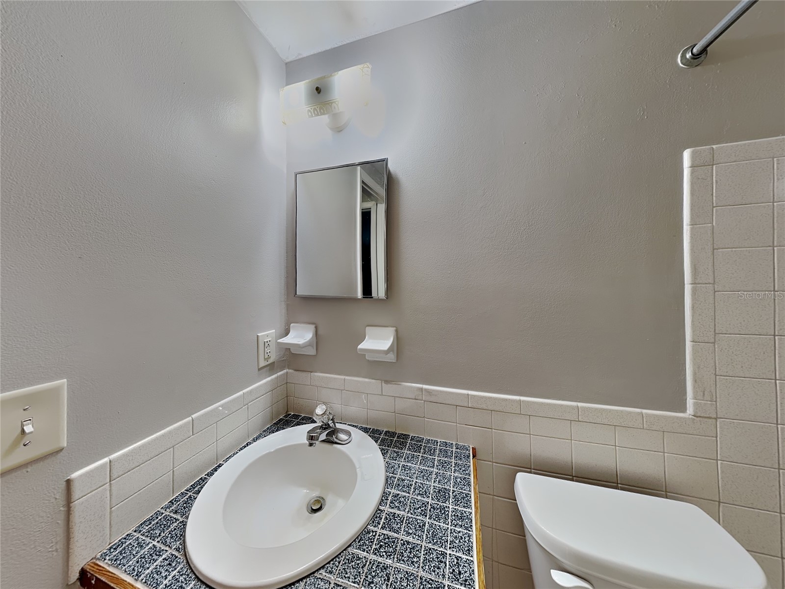 9610 N 12th Street #B Tampa FL 33612 O6400760 image8