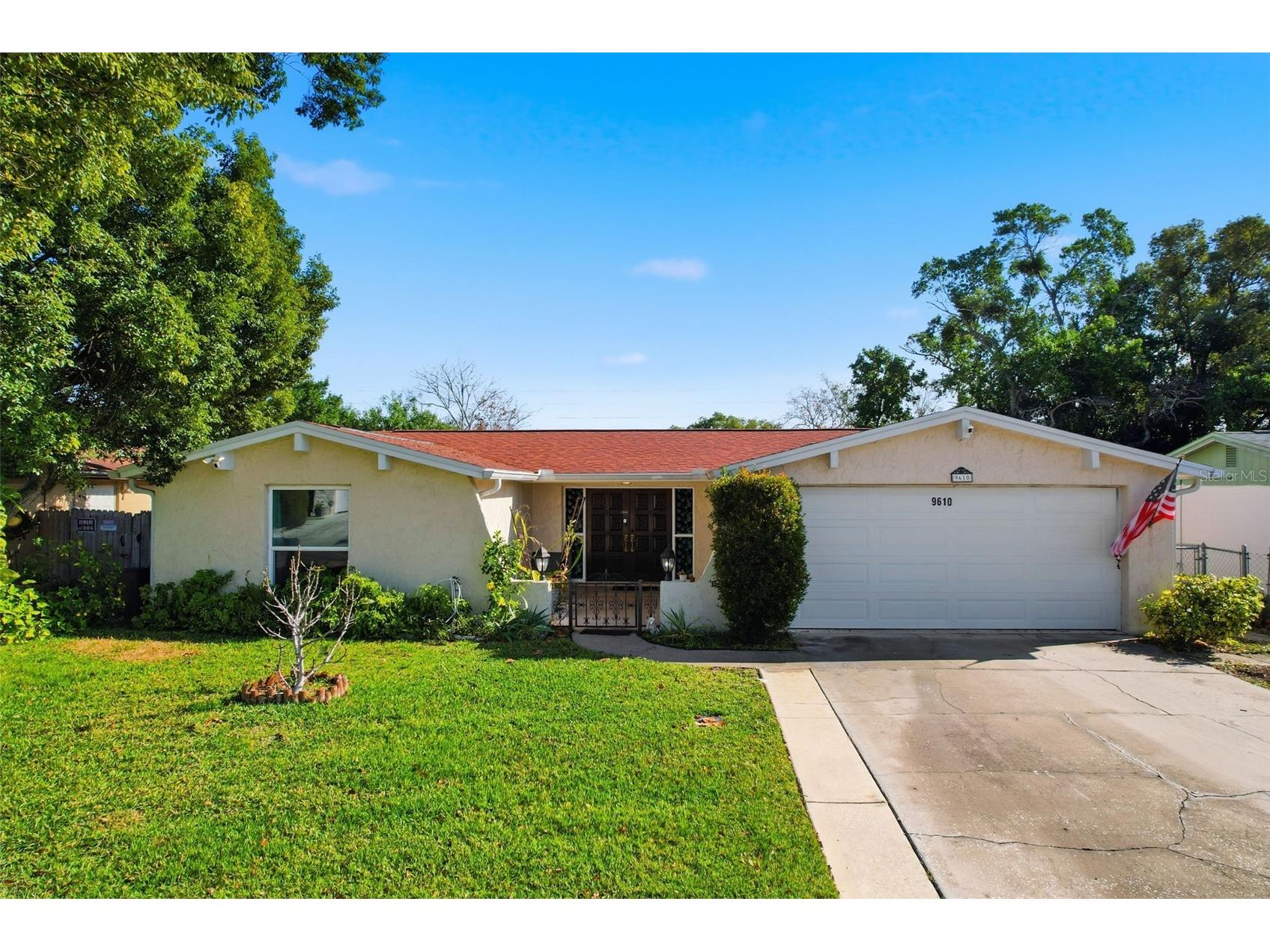 9610 Rainbow Lane Port Richey FL 34668 W7881639 image1