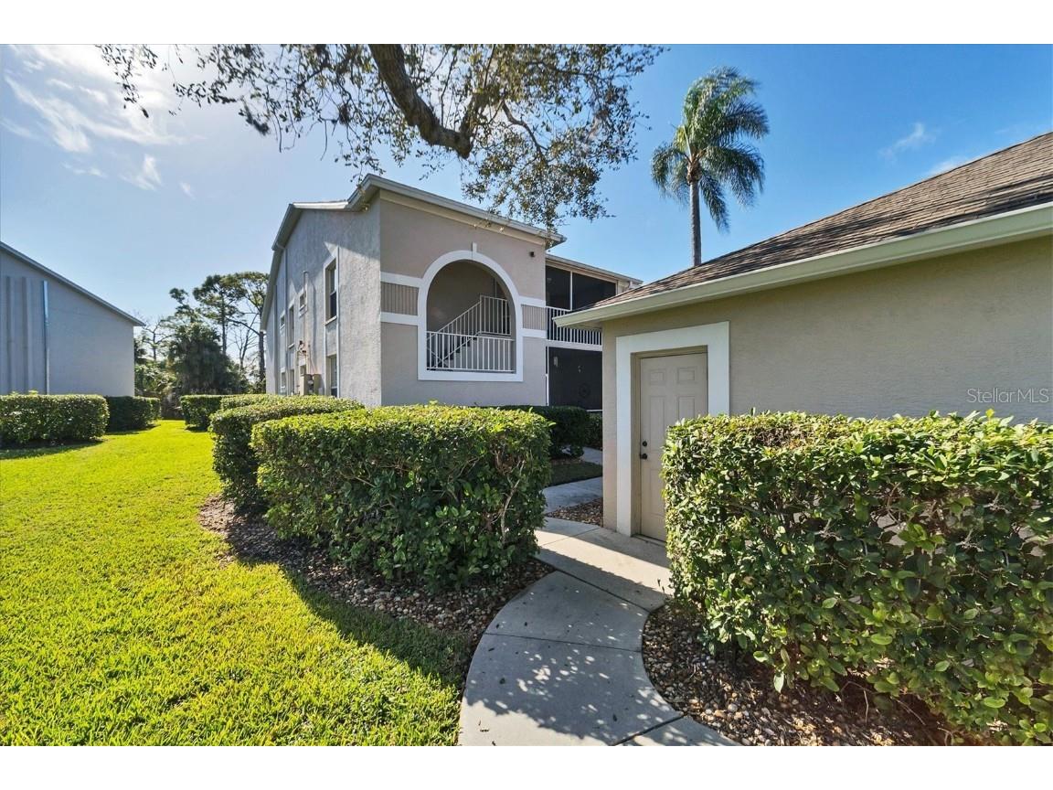 9611 Castle Point Drive #921 Sarasota FL 34238 A4588702 image1