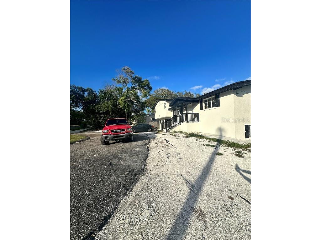 9611 N 46th Street Tampa FL 33617 T3501020 image1
