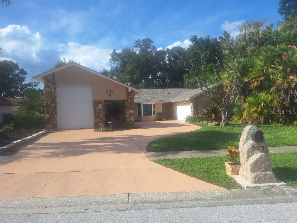 9613 Leeward Avenue Largo FL 33773 TB8426554 image2