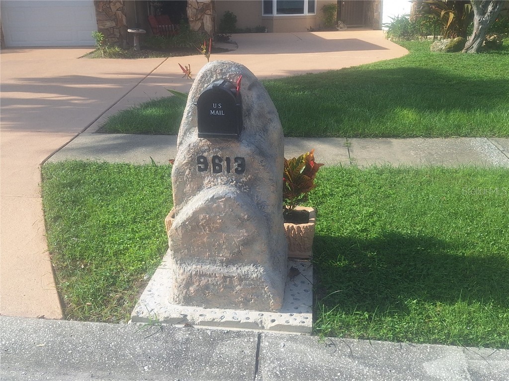 9613 Leeward Avenue Largo FL 33773 TB8426554 image3