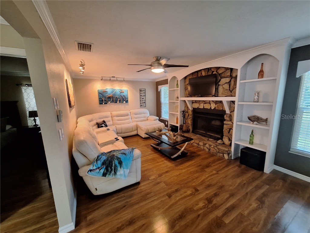 9613 Leeward Avenue Largo FL 33773 TB8426554 image33