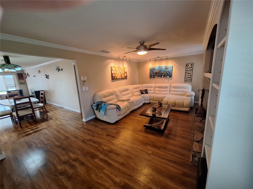 9613 Leeward Avenue Largo FL 33773 TB8426554 image34