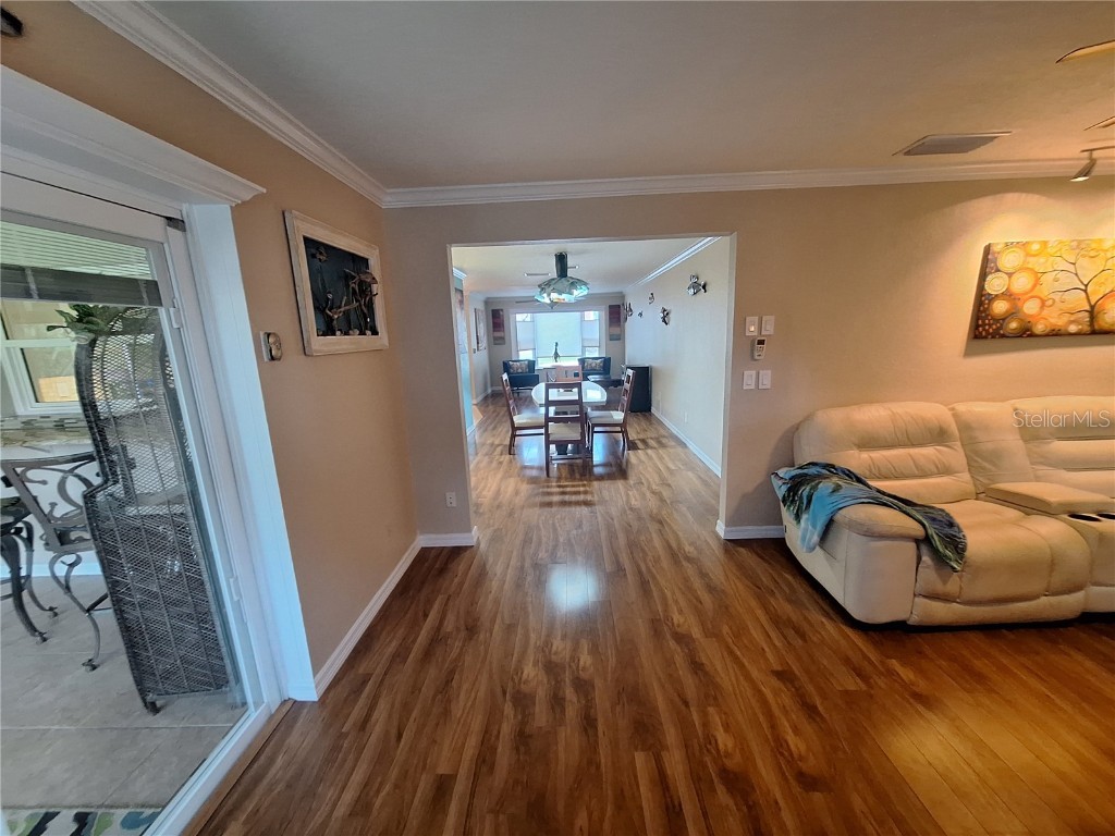 9613 Leeward Avenue Largo FL 33773 TB8426554 image36