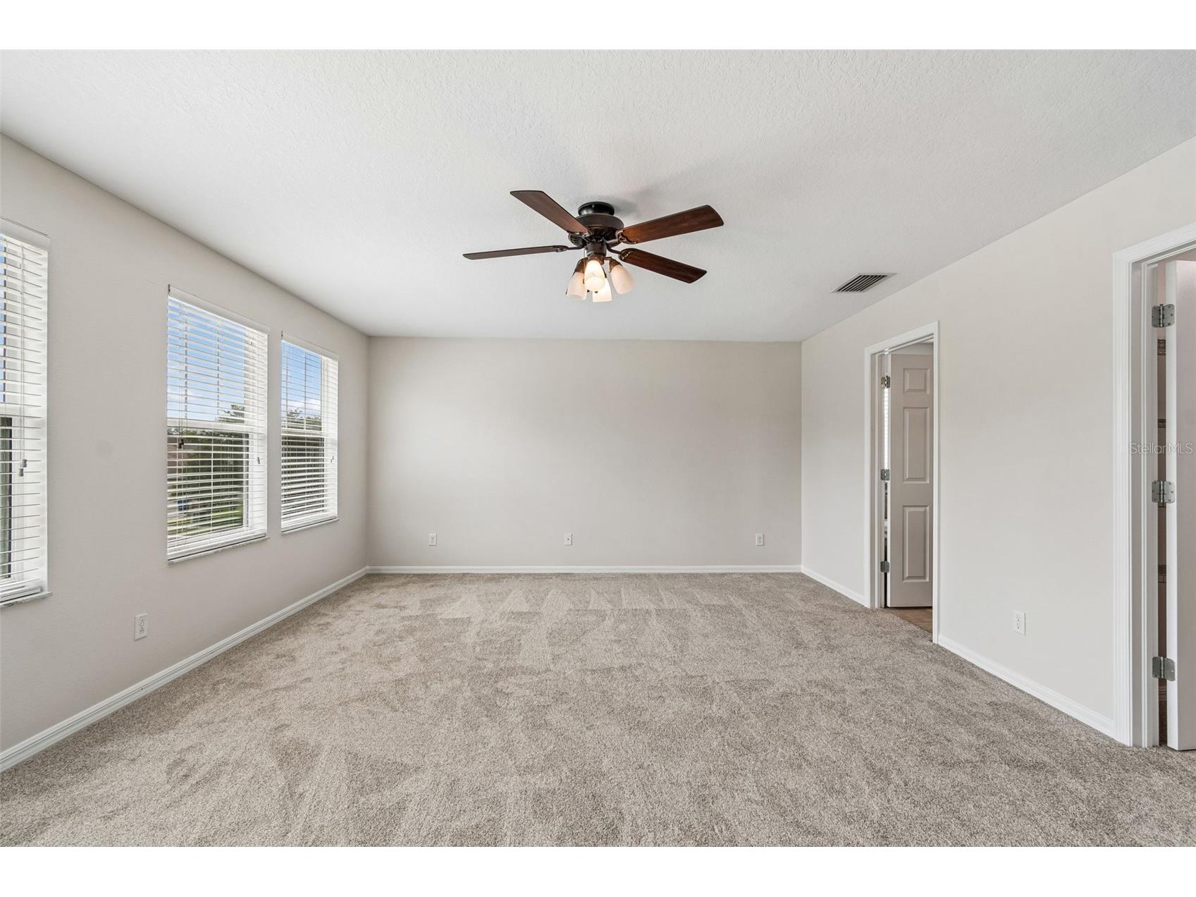 9615 Regiment Court Land O Lakes FL 34638 TB8526217 image36