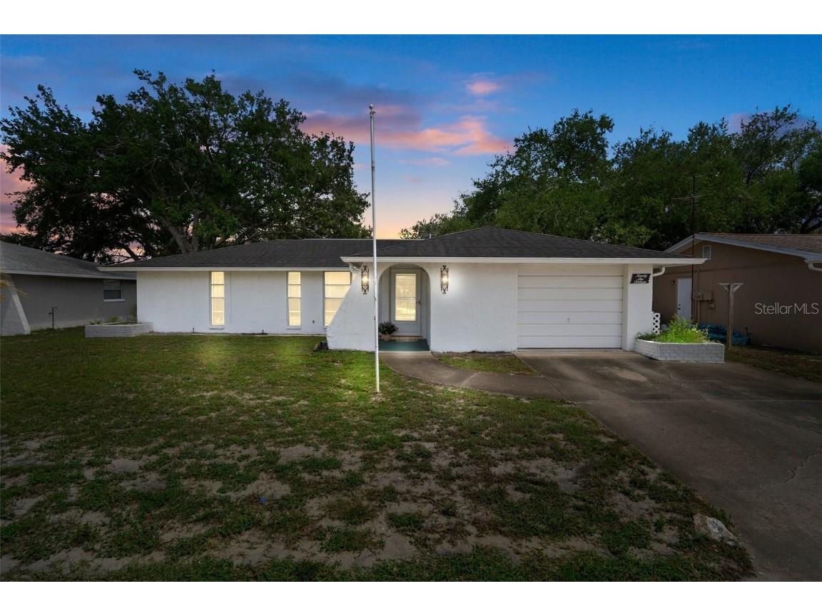 9616 Glen Moor Lane Port Richey FL 34668 W7867906 image1