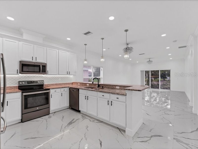 9618 Cypress Harbor Drive Gibsonton FL 33534 TB8414175 image11