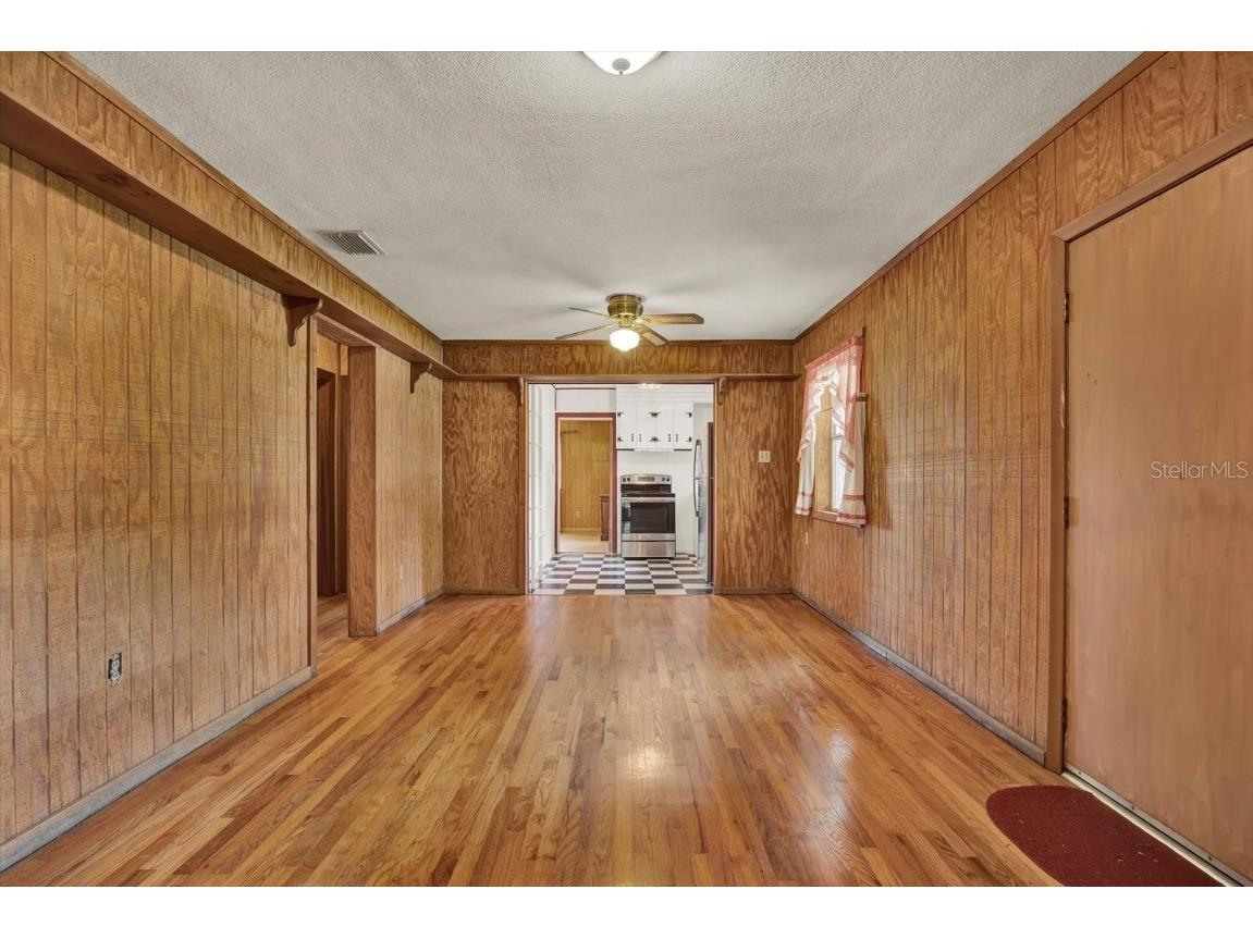 9618 N Hartts Drive Tampa FL 33617 TB8419273 image14