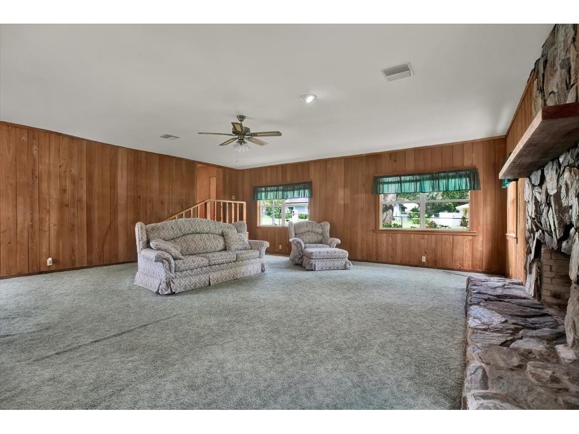 9618 N Hartts Drive Tampa FL 33617 TB8419273 image6