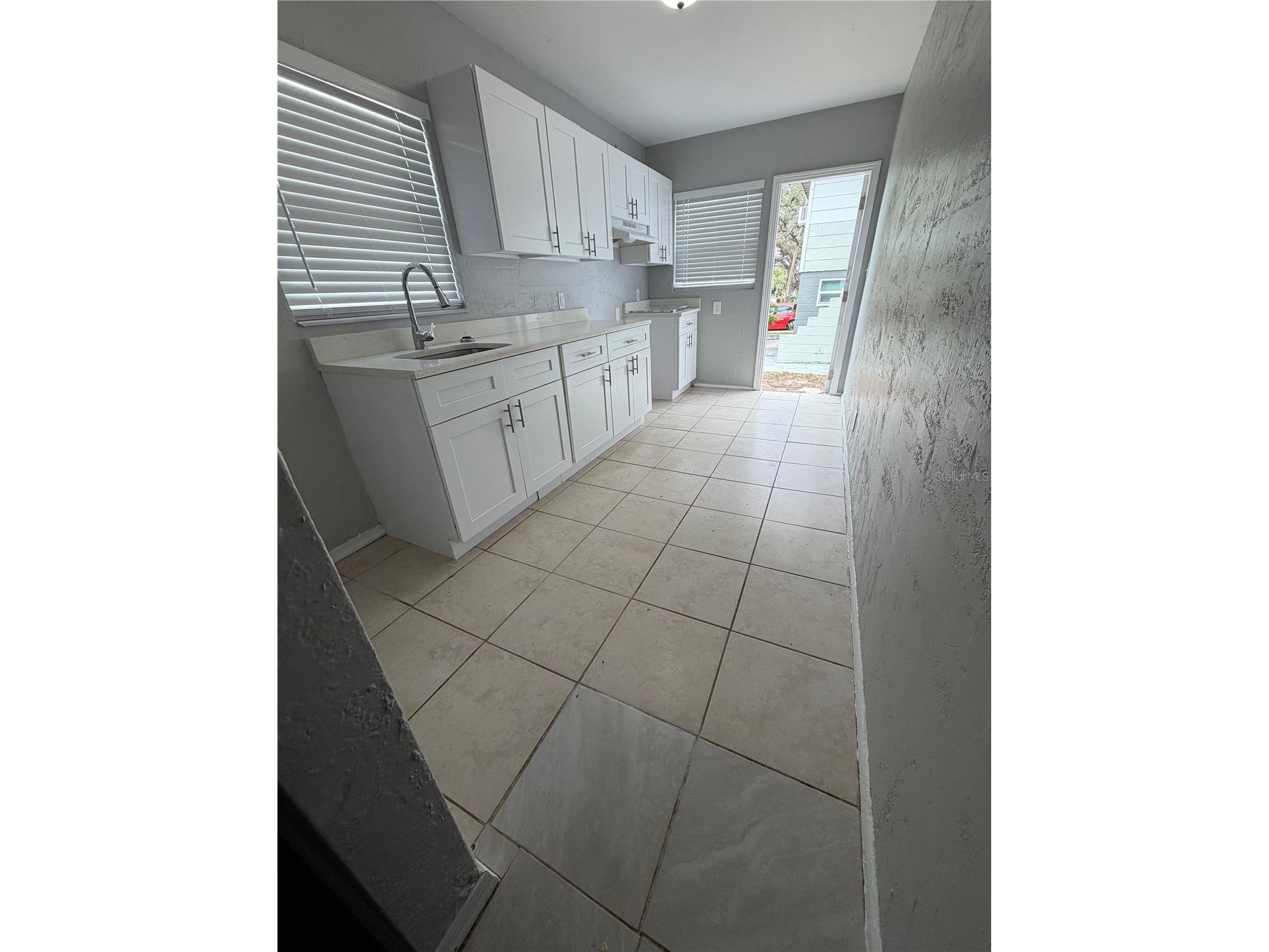 962 19th Avenue S #B Saint Petersburg FL 33705 TB8463689 image3