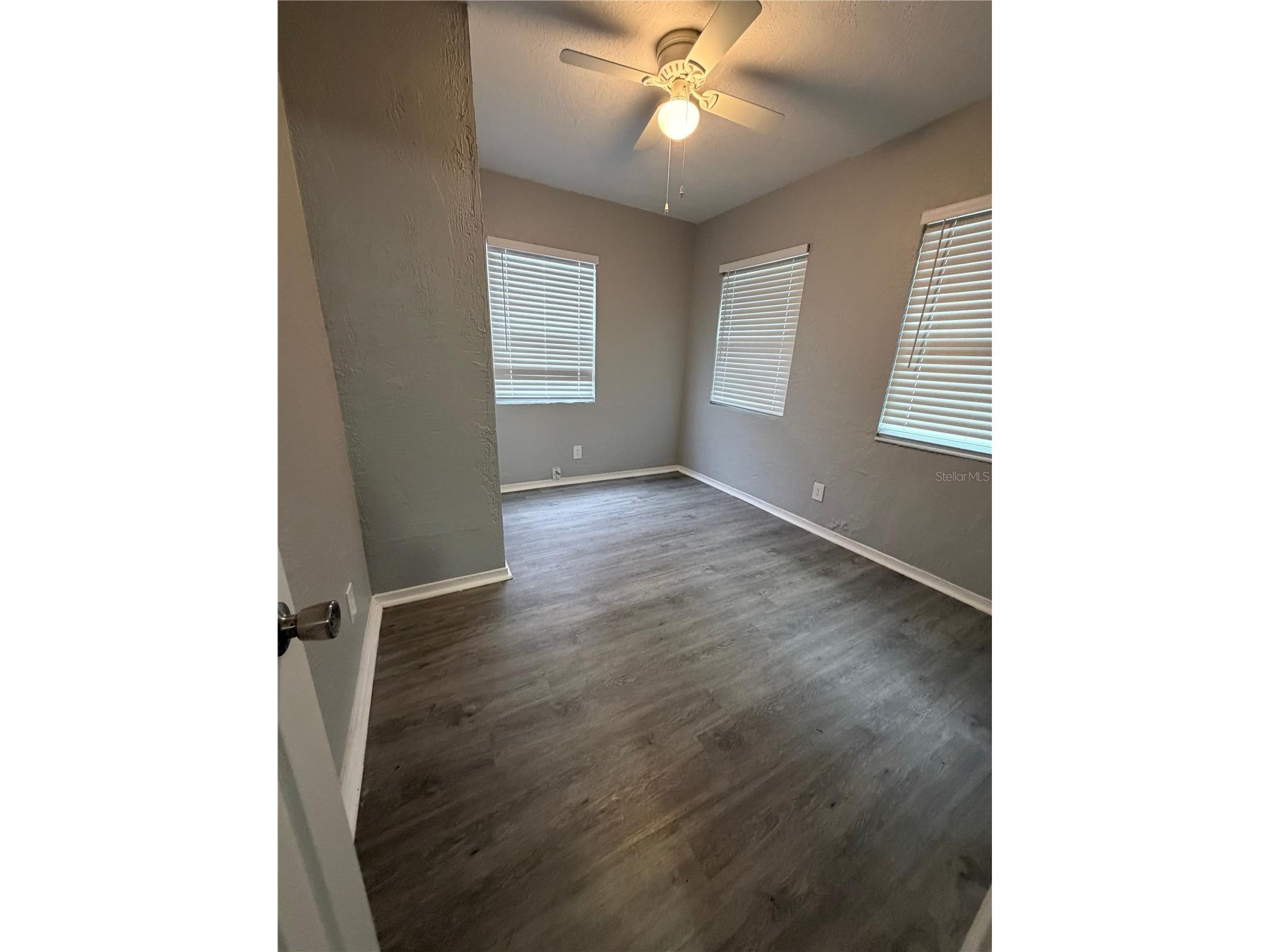 962 19th Avenue S #B Saint Petersburg FL 33705 TB8463689 image4