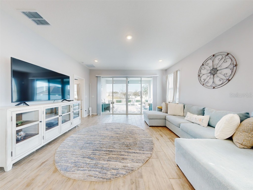 962 Compass Landing Drive Orange City FL 32763 V4940326 image26