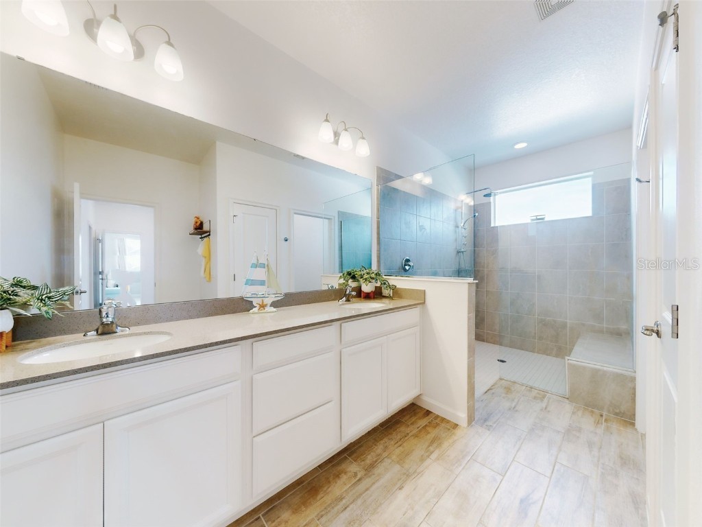 962 Compass Landing Drive Orange City FL 32763 V4940326 image32