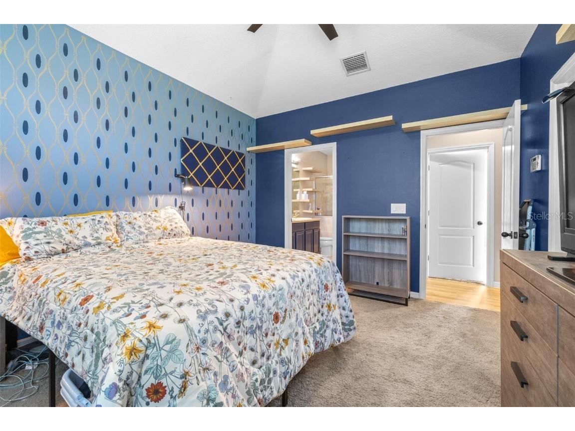 962 Sombra Street Tampa FL 33619 TB8393404 image16