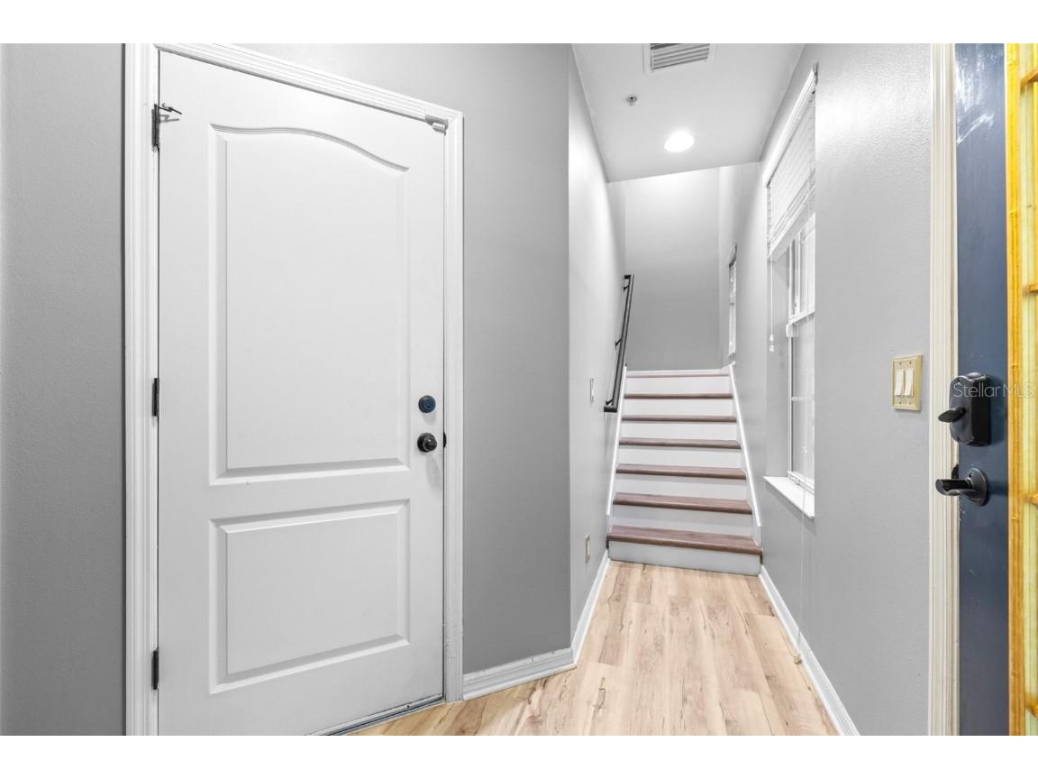 962 Sombra Street Tampa FL 33619 TB8393404 image4