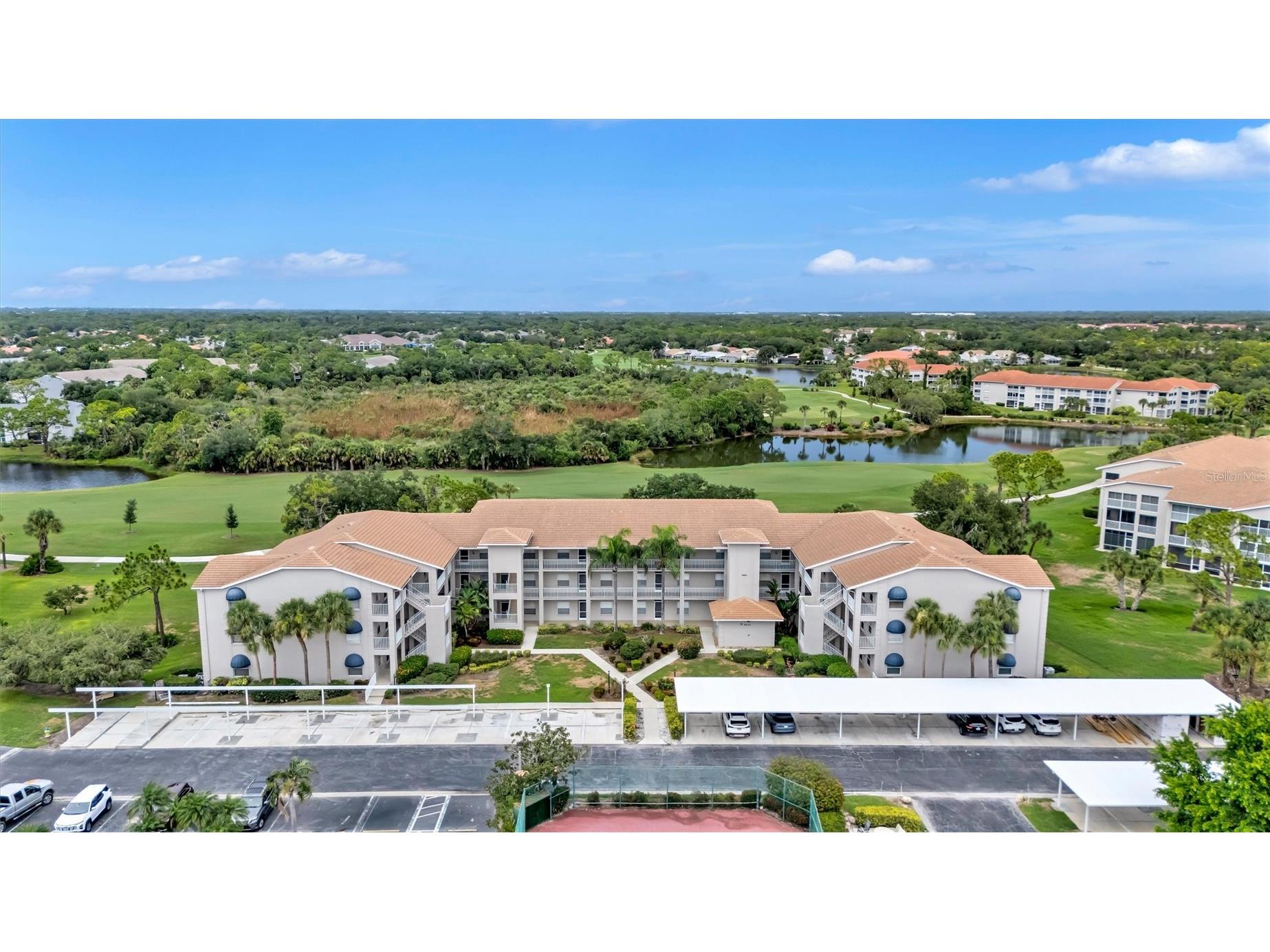 9620 Club South Circle #5107 Sarasota FL 34238 A4699493 image1