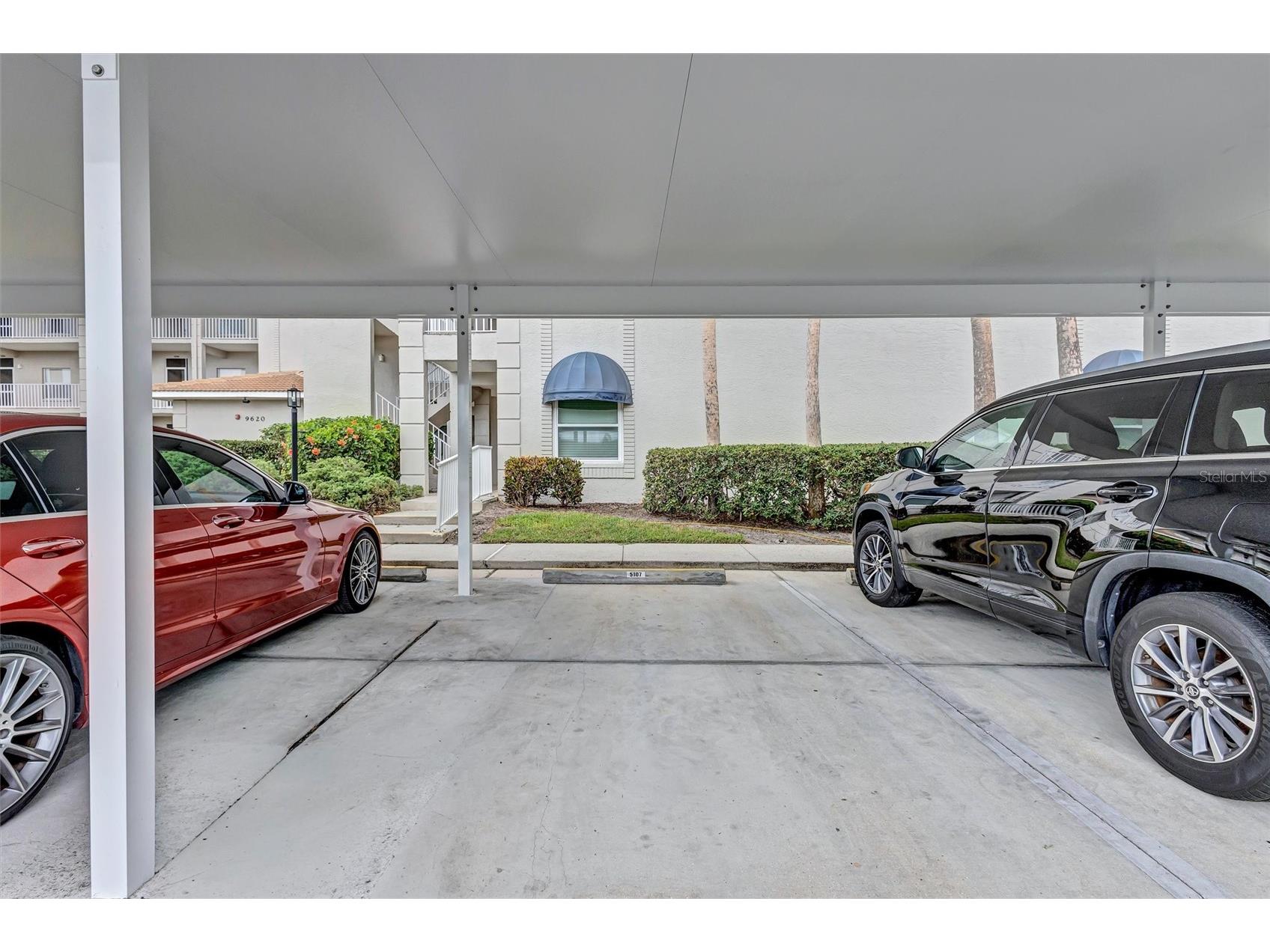 9620 Club South Circle #5107 Sarasota FL 34238 A4699493 image8