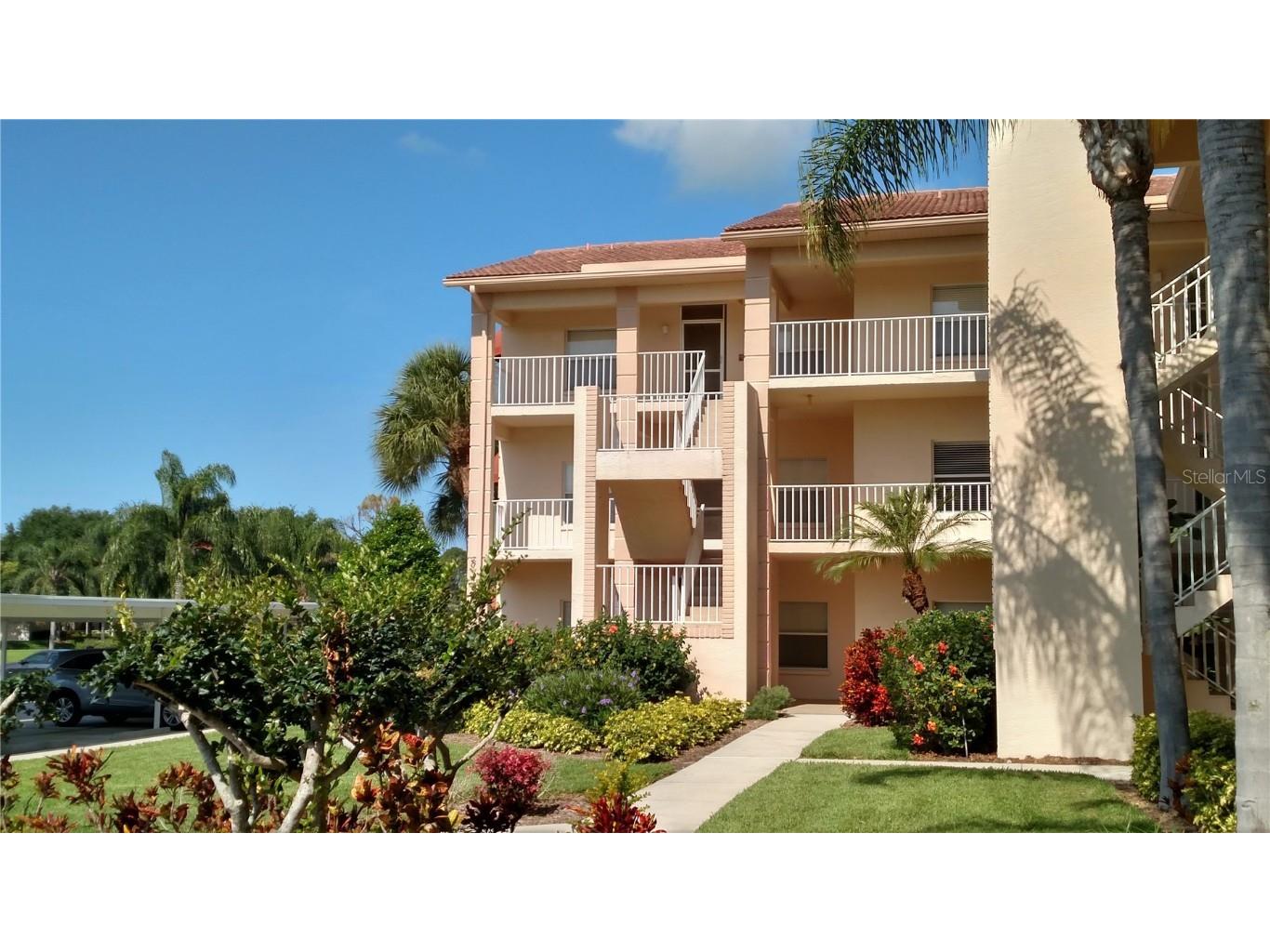 9620 Club South Circle #5301 Sarasota FL 34238 A4532576 image1